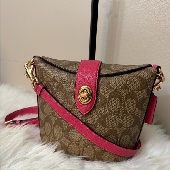 Coach c2817 Addie Crossbody In Signature Canvas Khaki Fuschia Org $328 - Picture 2 of 13